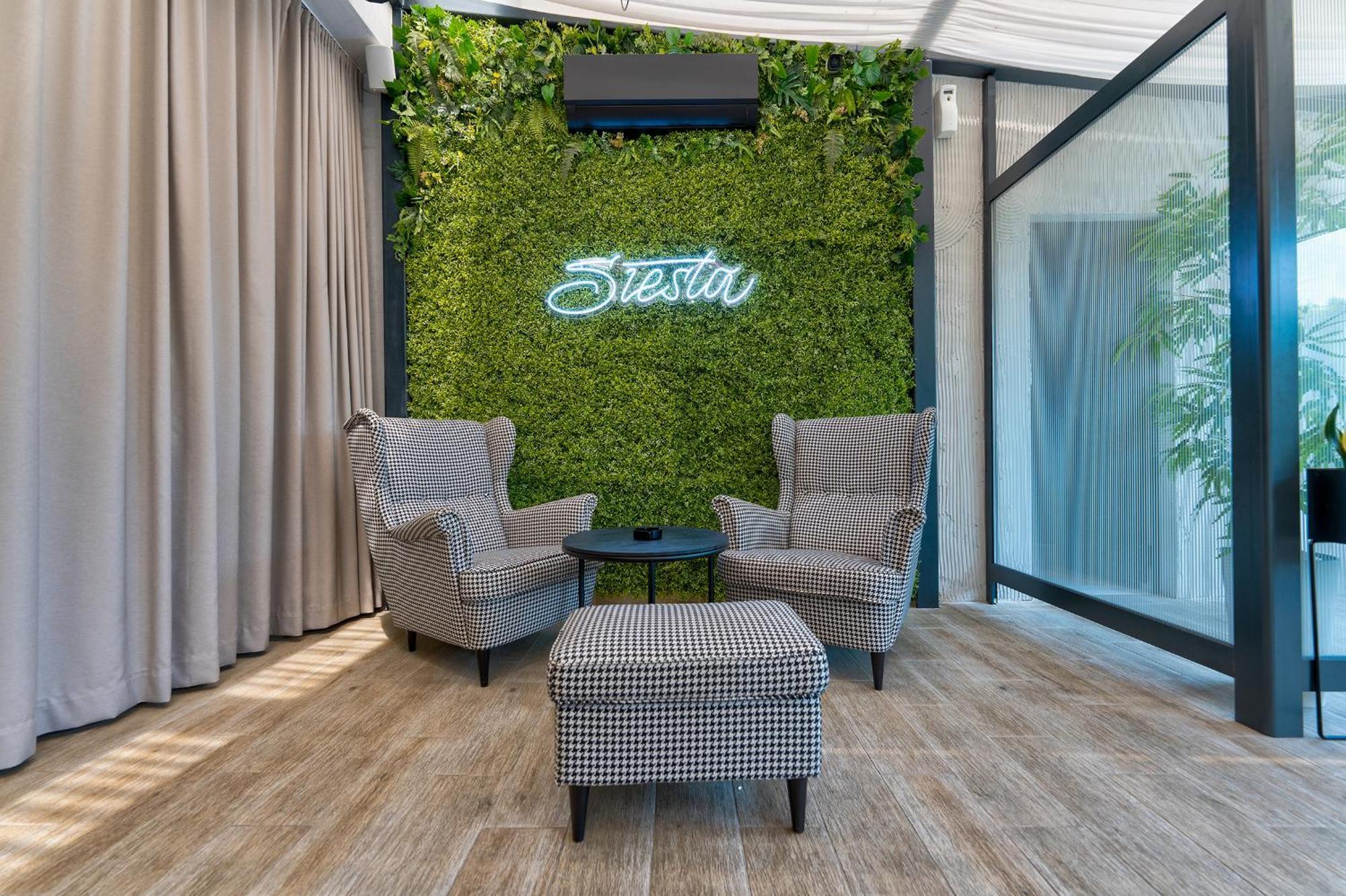 Hotel Siesta Uzice Exterior photo