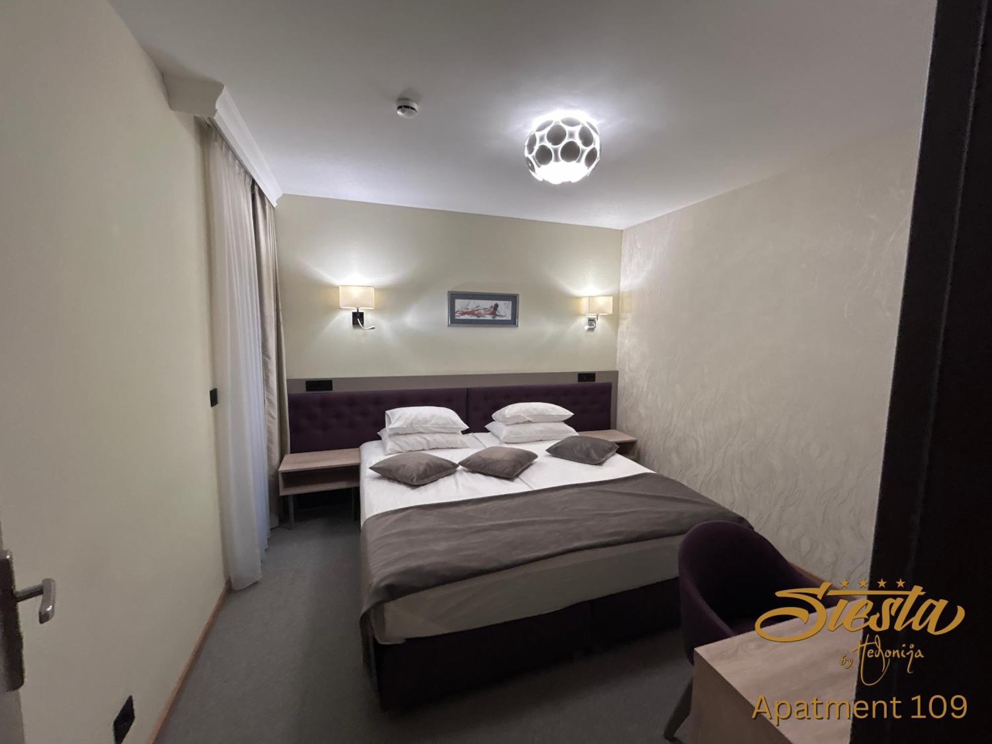 Hotel Siesta Uzice Exterior photo